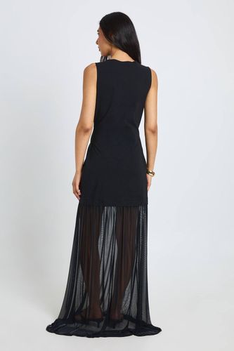Robe Maxi Sans Manches Grande Taille Avec Ourlet Transparent | Taille 42 - boohoo - Modalova