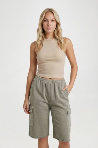 Short Cargo Long Effet Délavé À Ourlet Brut Et Taille Basse En Molleton Bouclette | Taille XS - boohoo - Modalova