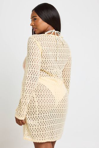 Robe De Plage Grande Taille Avec Détail Anneau En O | Taille 48 - boohoo - Modalova