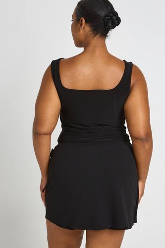 Jupe-short Grande Taille À Détail Cache-cœur | Taille 48 - boohoo - Modalova