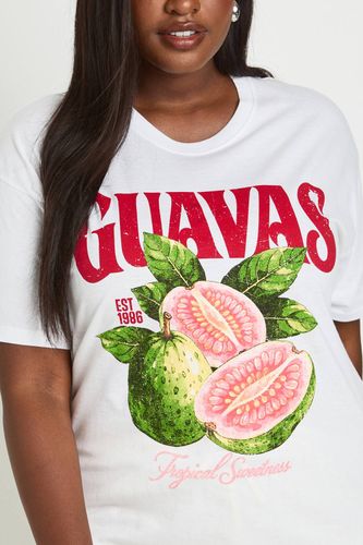 T-shirt Imprimé Goyave Grande Taille | Taille 48 - boohoo - Modalova