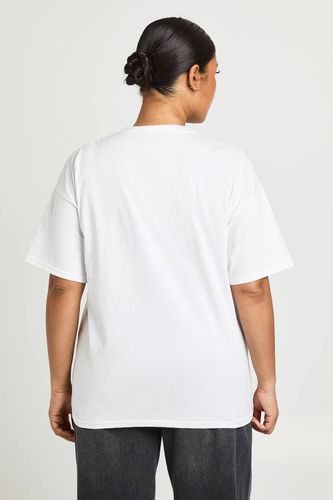 T-shirt Imprimé Cerises Léopard Grande Taille | Taille 48 - boohoo - Modalova