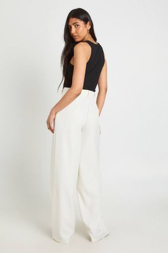 Pantalon Droit Taille Haute Pour Grandes Tailles | Taille 46 - boohoo - Modalova