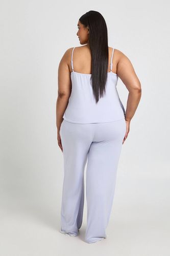 Ensemble Pyjama Grande Taille Haut Babydoll Et Pantalon | Taille 48 - boohoo - Modalova