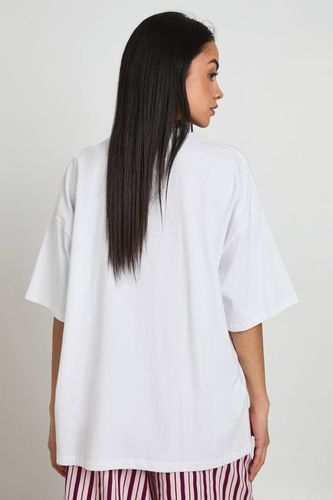 T-shirt À Imprimé De Fleurs Roses | Taille XS - boohoo - Modalova