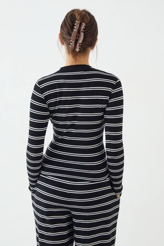 Haut Ajusté à Rayures et Manches Longues | Taille XL - DSGN Studio - Modalova