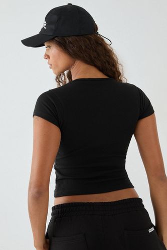 Haut Ajusté à Côtes avec Broderie Script Carrée et Fermeture Boutonnée | Taille Medium - DSGN Studio - Modalova