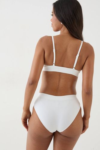 Ensemble De Lingerie Bralette Col Arrondi Et Culotte Sans Couture | Taille Medium - DSGN Studio - Modalova