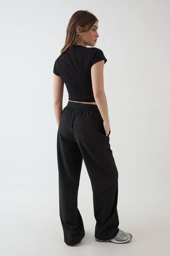 T-shirt Ajusté À Manches Courtes | Taille 2XL - DSGN Studio - Modalova