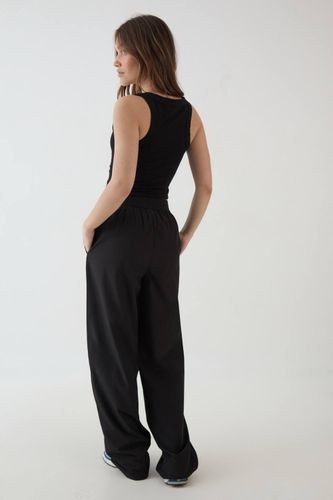 Débardeur À Encolure Dégagée Avec Broderie | Taille XL - DSGN Studio - Modalova