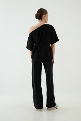 T-shirt À Épaule Dénudée Script | Taille Medium - DSGN Studio - Modalova