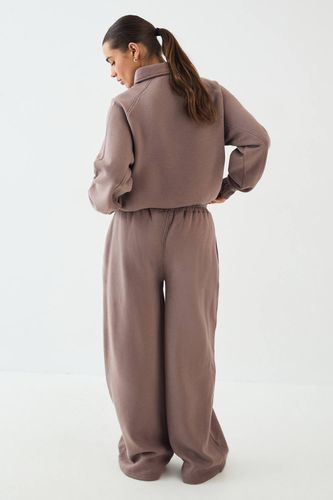 Jogging Coupe Droite | Taille 50 - DSGN Studio - Modalova