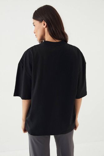 T-Shirt Oversized Lourd Brodé | Taille Medium - DSGN Studio - Modalova