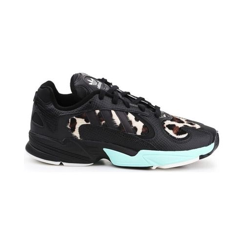 Baskets basses adidas YUNG1 - adidas - Modalova
