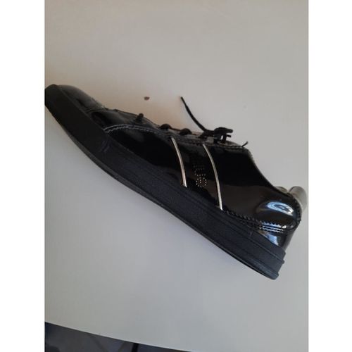 Baskets basses Chaussures neuves - Guess - Modalova
