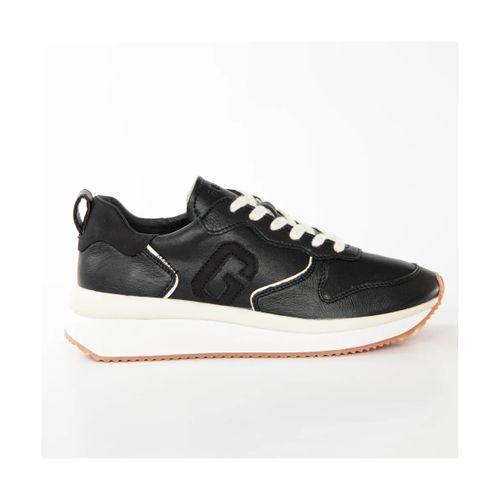 Baskets basses Guess Madele - Guess - Modalova