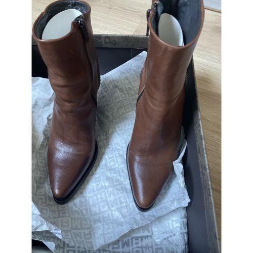 Bottes à talon Boots cuir camel - Moma - Modalova