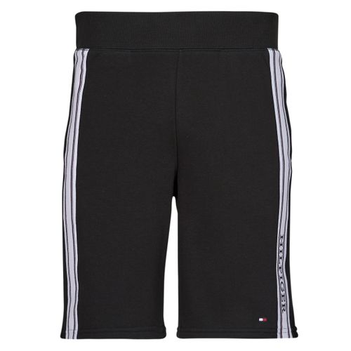 Short Tommy Hilfiger TRACK SHORT - Tommy Hilfiger - Modalova