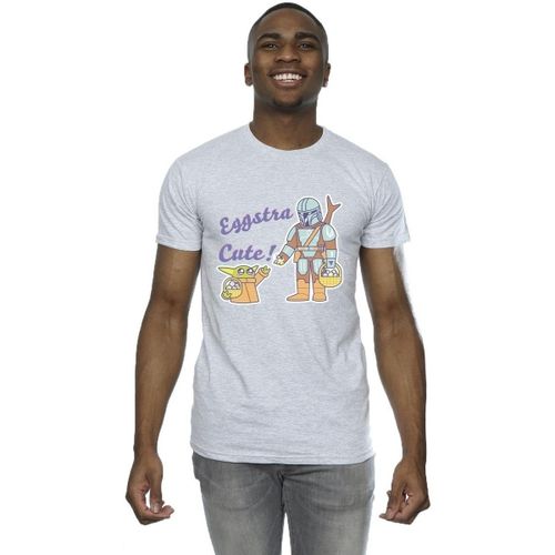 T-shirt The Mandalorian Eggstra Cute - Disney - Modalova