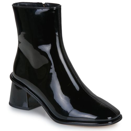 Boots GIGI PATENT LEATHER BOOTIE - Coach - Modalova