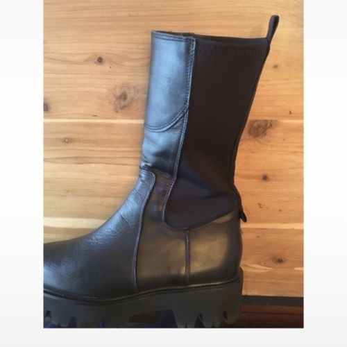 Bottes plates BOTTES marque Mexicaine - Once - Modalova