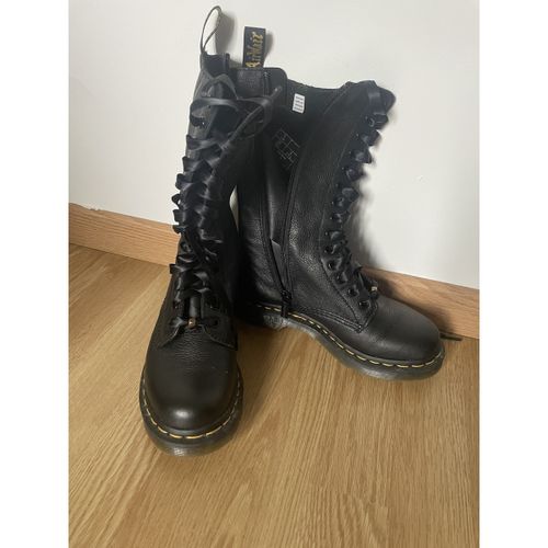 Bottes plates Dr martens - Dr. Martens - Modalova