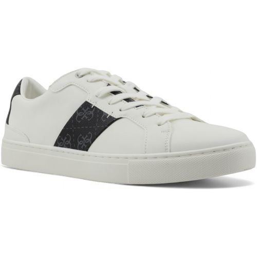Baskets Guess FMTTOGELL12WBK - Guess - Modalova