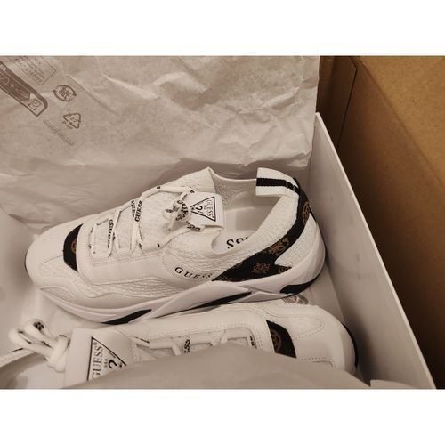 Baskets basses Basket neuves - Guess - Modalova