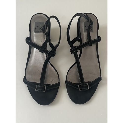 Sandales Sandales daim noir - Calvin Klein. - Modalova