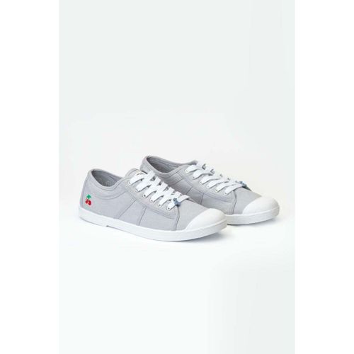 Baskets basses Baskets basic grises - Le Temps des Cerises - Modalova