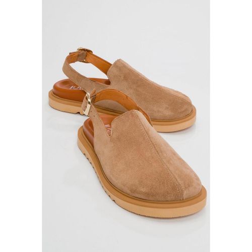 Sandales Laby - Cognac Brown Suede Leather Clogs (Women) - Forever & Always Shoes - Modalova