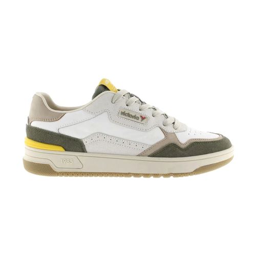 Baskets basses 8800124 kaki - Victoria - Modalova