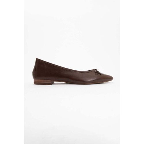 Chaussures escarpins Ruby - Dark Brown Pointed Toe Leather Flats - Forever & Always Shoes - Modalova