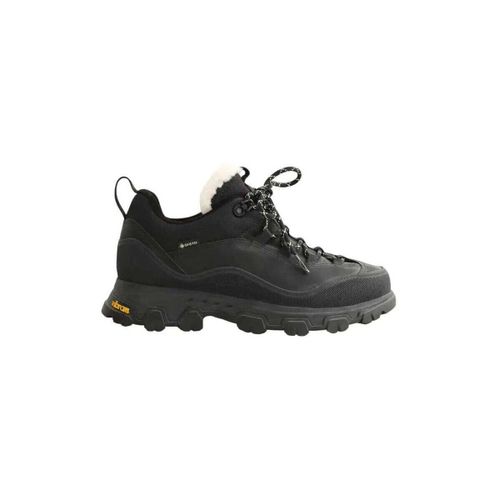 Chaussures UGG Baskets noires - UGG - Modalova