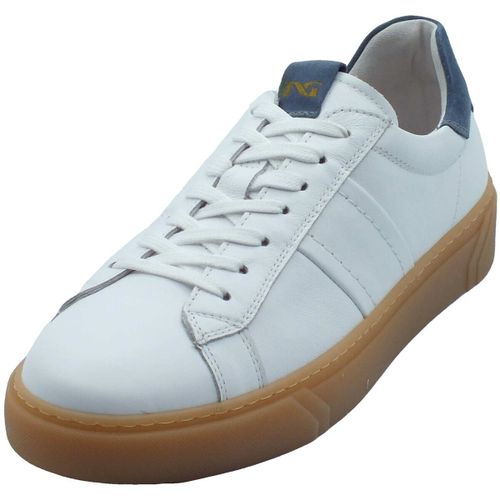 Baskets basses E500695U Cile Velour - NeroGiardini - Modalova