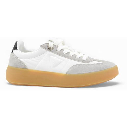 Baskets basses FLPPARFAB12-PE26-WHIGR - Guess - Modalova