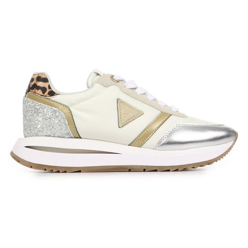 Baskets basses Guess Eagar - Guess - Modalova
