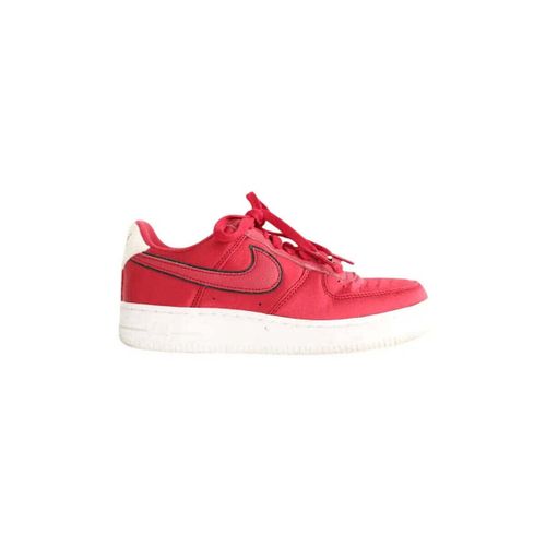 Baskets basses Nike Baskets rouges - Nike - Modalova