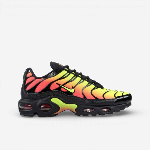 Baskets basses Air Max Plus Black Volt Solar Red (Women's) - Nike - Modalova