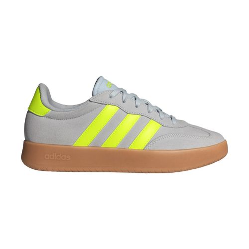 Baskets basses adidas BARREDA - adidas - Modalova