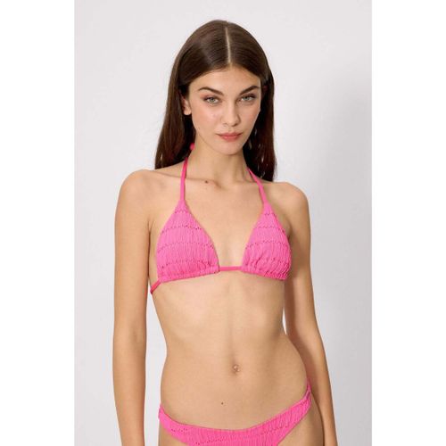 Maillots de bain Haut de bikini triangle rose texturé, bonnet B - Ysabel Mora - Modalova