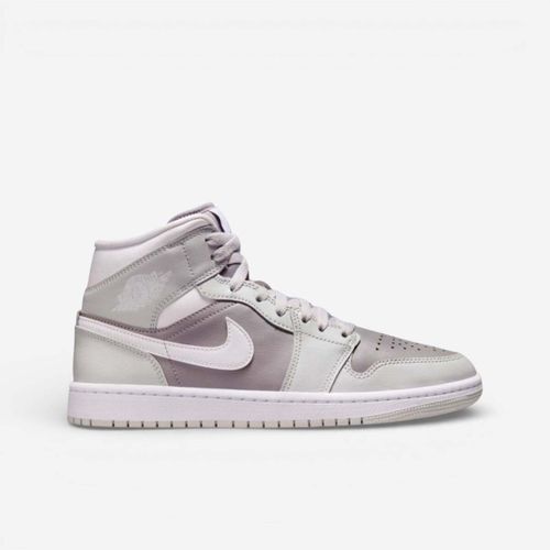 Baskets montantes Jordan 1 Mid Photon Dust Atmosphere Grey (Women's) - Nike - Modalova