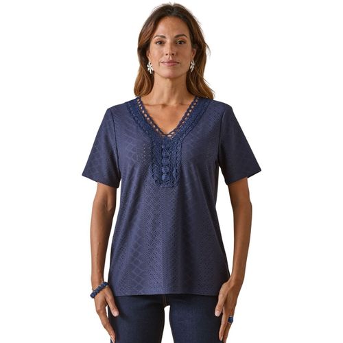 Blouses by - Tee-shirt manches courtes avec macramé - Daxon - Modalova
