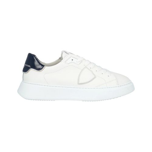 Baskets basses Baskets BTLU-V018 - Philippe Model - Modalova