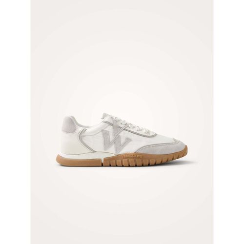 Baskets basses Baskets avec semelle graphique WAVE 1.86 - Vanessa Wu - Modalova