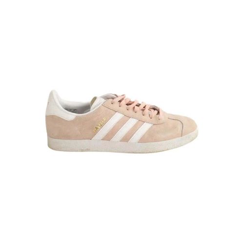 Baskets basses Baskets en daim roses - adidas - Modalova