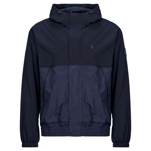 Veste LS LTWT NYLON MIXED MEDIAWINDBR - Calvin Klein Jeans - Modalova