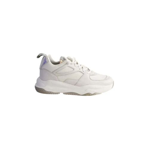 Baskets basses Baskets en cuir blanches - P448 - Modalova