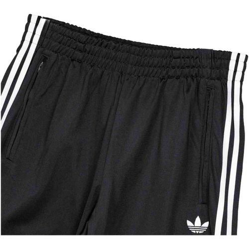 Short adidas KE1379 - adidas - Modalova