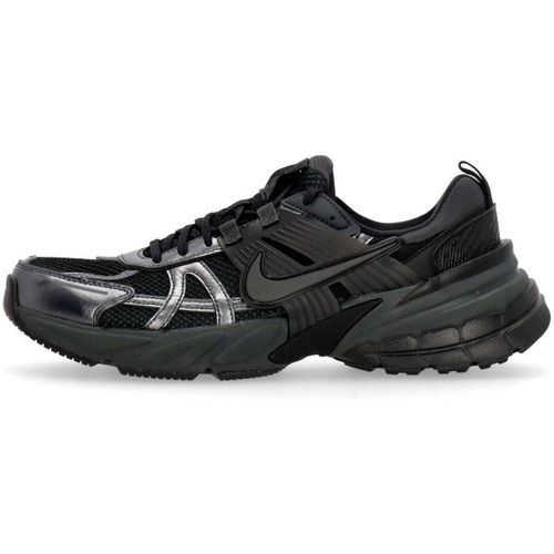Baskets basses Scarpa Bassa Uomo V2k Run Black/dk Smoke Grey/anthracite - Nike - Modalova